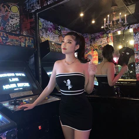 InstagramThots .